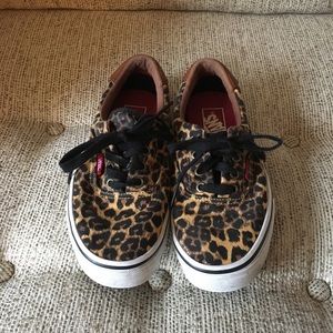 Ladies Vans Leopard print size 7.5